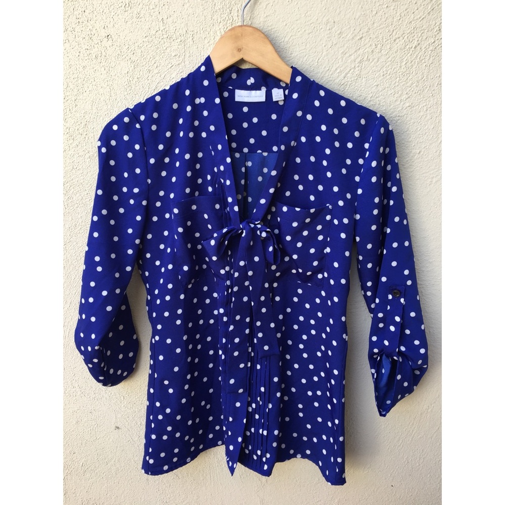 XS New York & Co. polka dot blouse